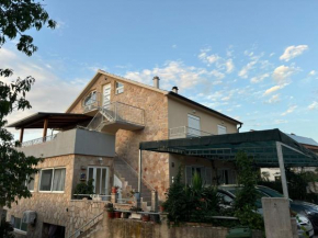 Apartments with a parking space Jelsa, Hvar - 4040, Jelsa